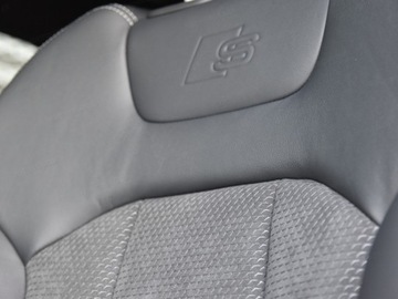 Audi Q7 II 2025 AUDI Q7 60 TFSI e quattro S Line Suv 3.0 (490KM) 2025, zdjęcie 6