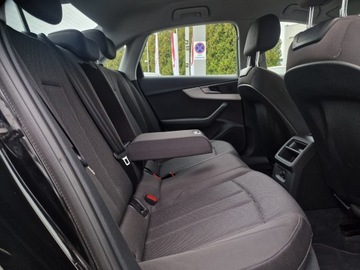 Audi A4 B9 Limousine Facelifting 2.0 30 TDI 136KM 2022 Audi A4 Limousine 30 TDI mHEV S tronic - 136KM/Tem, zdjęcie 13