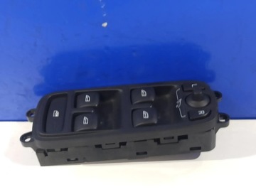 Volvo S60 2014 Przód strona lewa Panele sterowania, przełączniki