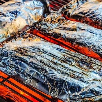 ТОЛСТАЯ АЛЮМИНИЕВАЯ ПИЩЕВАЯ ФОЛЬГА ДЛЯ КЕЙТЕРИНГА ГАСТРО