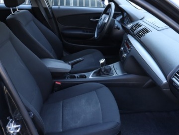 BMW Seria 1 E81/E87 Hatchback 5d E87 2.0 118d 143KM 2008 BMW 1 118d, Klima, Klimatronic, Tempomat,ALU, zdjęcie 8