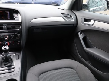 Audi A4 B8 Avant Facelifting 1.8 TFSI 170KM 2012 Audi A4 1.8 TFSI, Xenon, Bi-Xenon, Klima, zdjęcie 7