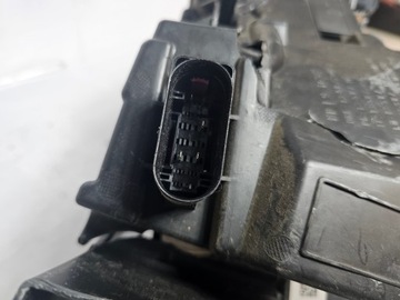 Volvo XC40 17- Lampa Przednia Lewa MID LED 32291213 USA