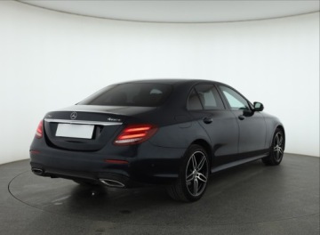 Mercedes Klasa E W213 Limuzyna 2.0 220d 194KM 2018 Mercedes E E 220 d, Salon Polska, 191 KM, 4X4, zdjęcie 4