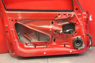 DVEŘE LEVÉ PŘEDNÍ MITSUBISHI COLT Z30 05R