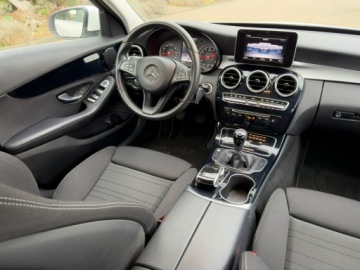 Mercedes Klasa C W205 Kombi Facelifting 1.6 180 156KM 2018 Mercedes C 180 Manual | Bezwypadkowy |Serwisowany, zdjęcie 33