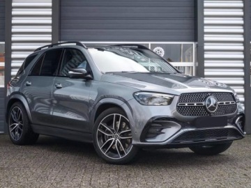 Mercedes GLE V167 SUV Facelifting 3.0 450d 367KM 2025 GLE 450 d 4-Matic AMG Line 3.0 (moc 367 KM) 2025, zdjęcie 1