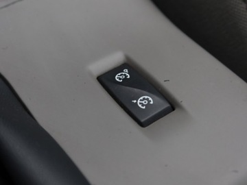 Renault Megane III Hatchback 1.9 dCi 130KM 2009 Renault Megane 1.9 dCi, Klima, Klimatronic, zdjęcie 15