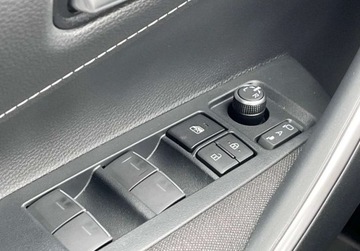 Suzuki 2024 Suzuki Swace Premium Plus 1.8 Hybrid E-CVT Bronze Metallic 2024 Auto deal, zdjęcie 22