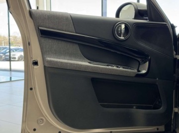 Mini Countryman F60 Crossover Facelifting 1.5  136KM 2023 MINI Countryman Cooper Classic Panorama CarPlayAndroid ACC Kamera cofa, zdjęcie 11