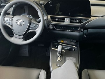 Lexus UX Crossover Facelifting 2.0 300h 199KM 2025 Od ręki - 300h F Sport 2.0 Hybrid Dynamic Force 199KM | Podgrzewane fotele!, zdjęcie 6