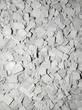 ЦВЕТНЫЕ ДЕРЕВЯННЫЕ ГРАНУЛЯТЫ ЩЕПКА ДЕКОРАТИВНАЯ КОРА ЛЕСНАЯ В БАНКЕ 0,5 Л