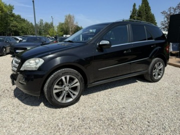 Mercedes Klasa M W164 Off-roader Facelifting 3.0 V6 (350 CDI) 224KM 2010 Mercedes ML 350 3.0 V6 Turbo Diesel 224km, Salon, zdjęcie 5