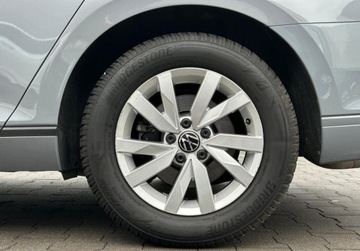 Volkswagen Passat B8 Variant Facelifting 1.5 TSI EVO 150KM 2021 Volkswagen Passat Essence Pakiety, Tempomat, Czujniki parkowania, Asysten, zdjęcie 35