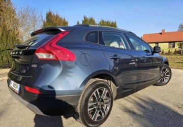 Volvo 2016 Volvo V40 Cross Country Volvo V40 Cross Country D2 Pro 2.0 Diesel 120KM, zdjęcie 2