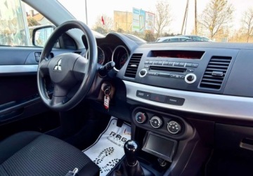 Mitsubishi Lancer IX Sedan 1.5 MIVEC 109KM 2010 Mitsubishi Lancer UDOKUMENTOWANY PRZEBIEG 1 wlasciciel BEZWYPADKOWY klimat, zdjęcie 18