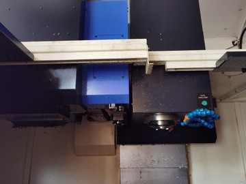 HWACHEON VESTA Фрезерный станок с ЧПУ