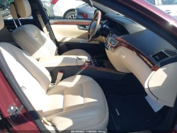 Mercedes Klasa S W221 2011 Mercedes-Benz Klasa S 550 2011 5.5 Benzyna 382KM, zdjęcie 9