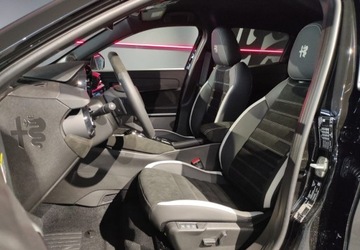 Alfa Romeo Junior 2026 Alfa Romeo Junior Alfa Romeo Junior Sport Specjale 1.2 Hybryda 145KM, zdjęcie 16