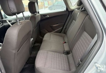 Opel Astra J GTC 1.7 CDTI ECOTEC 130KM 2013 Opel Astra Opel Astra 1.7 CDTI DPF Active 1.7 Diesel 130KM, zdjęcie 11