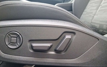 Audi A5 F5 Coupe Facelifting 2.0 40 TDI 204KM 2024 Audi A5 Limousine 204KM TDI Quattro Stronic LampyLEDACCSlinePakietCzernKam, zdjęcie 28