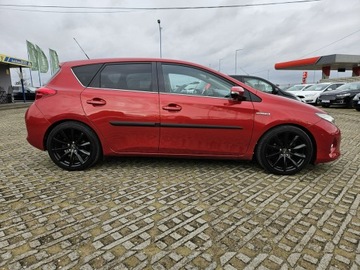 Toyota Auris II Hatchback 5d 1.8 HSD 136KM 2013 Toyota Auris 1,8 Hybryda 136KM automat kamera, zdjęcie 20