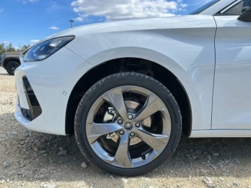 Cupra Leon II Hatchback Facelifting 1.5 eTSI MHEV 150KM 2026 Cupra Leon 1.5 eTSI 150 KM DSG, zdjęcie 32