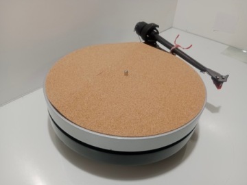 АНАЛОГОВЫЙ TURNtable Pro-Ject RPM 5.1 (RPM5.1)