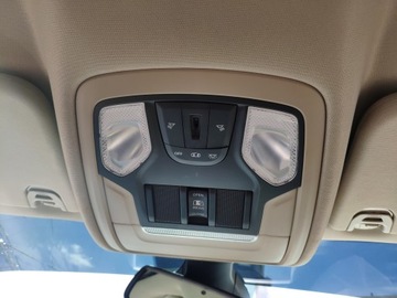 PANEL LAMPKA PODSUFITKI DODGE RAM 1500 2019