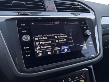 Volkswagen Tiguan II SUV Facelifting 1.5 TSI 150KM 2022 Volkswagen Tiguan TSI 150KM Life DSG LED Keyless Kamera cofania FV23, zdjęcie 18