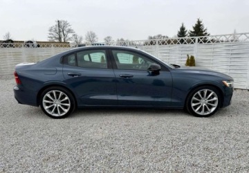 Volvo S60 III 2021 Volvo S60 Volvo S60 B5 B AWD Ultimate Dark 2.0 Benzyna 250KM, zdjęcie 31
