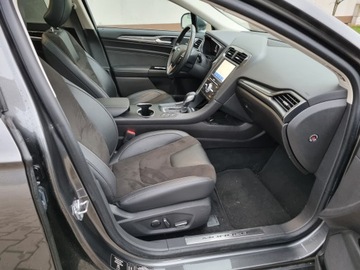 Ford Mondeo V Kombi Facelifting 2.0 Hybrid 187KM 2019 FORD MONDEO 2.0 Hybrid Titanium FULL LED Panorama Skóra Mały Przebieg, zdjęcie 16