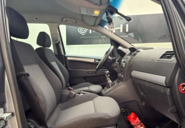 Opel Zafira B 1.9 CDTI ECOTEC 100KM 2006 Opel Zafira Klima 7 Miejsc Zamiana Raty Gwarancja 1.9 Diesel 100KM, zdjęcie 16