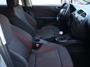 Seat Leon II 2.0 FSI 150KM 2005 Seat Leon 2.0 FSI, Klima, Klimatronic,ALU, zdjęcie 8