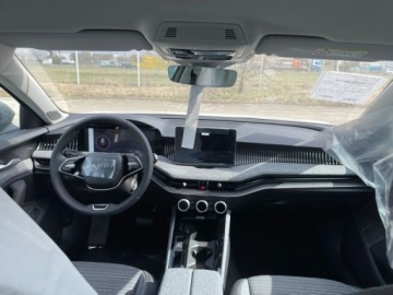 Skoda Superb IV Kombi 2.0 TDI 193KM 2025 Skoda Superb Skoda Superb Combi 2.0 TDI 4x4 Edition 130 2.0 Diesel 193KM, zdjęcie 4