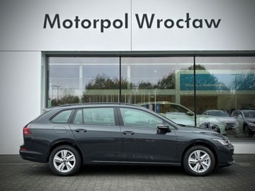 Volkswagen Golf VIII Hatchback Facelifting 2.0 TDI 150KM 2025 Volkswagen Golf Variant Life 2.0 TDI 150 KM automa, zdjęcie 10