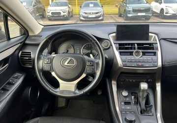 Lexus NX I SUV 200t 238KM 2015 Lexus NX Niski przebieg Bardzo dobry stan Faktura VAT 23 2.0 Benzyna, zdjęcie 12