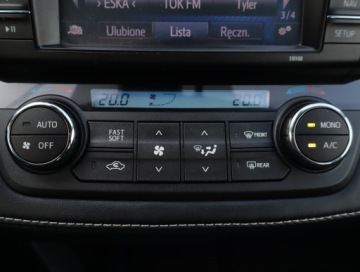 Toyota RAV4 IV MPV Facelifting 2.5 Hybrid 197KM 2017 Toyota RAV 4 2.5 Hybrid, Salon Polska, Serwis ASO, zdjęcie 12