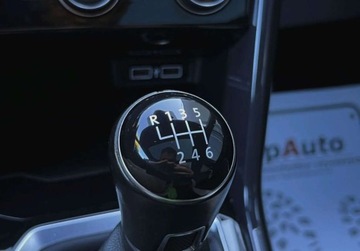 Volkswagen T-Roc I SUV 1.5 TSI ACT 150KM 2018 Volkswagen T-Roc 1.5 TSI 150 KM bezwypadkowy PANORAMA VIRTUAL FULL LED, zdjęcie 34