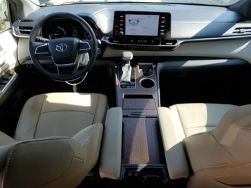 Toyota Sienna III 2022 Toyota Sienna 2022, 2.5L, 4x4, XLE, od ubezpieczalni, zdjęcie 6