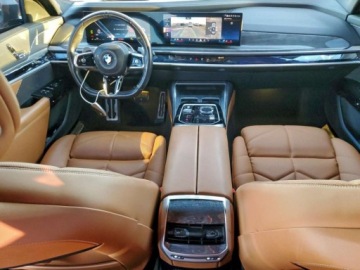 BMW Seria 7 G70 2023 BMW Seria 7 740, 2023r., 3.0L 3.0 Benzyna 375KM, zdjęcie 6
