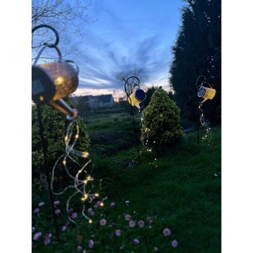 Lampa Solarna Ogrodowa LED Wbijana Dekoracyjna Ozdoba + Czujnik Konewka