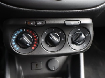 Opel Corsa E Hatchback 3d 1.4 Twinport 90KM 2019 Opel Corsa 1.4, Salon Polska, Serwis ASO, GAZ, zdjęcie 12