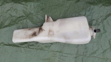 NÁDOBKA VYROVNÁVACÍ MITSUBISHI CARISMA 1.8