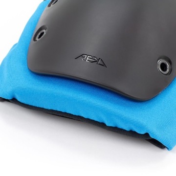 Наколенники REKD RAMP PADS для роликовых коньков blu M