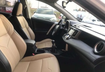 Toyota RAV4 IV MPV D-4D 125 124KM 2015 Toyota RAV4 Toyota RAV4 2.0 D-4D Premium 2.0 Diesel 124KM, zdjęcie 22