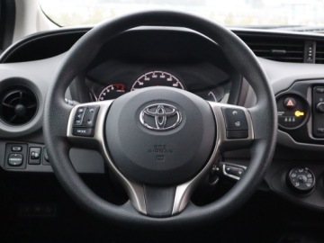 Toyota Yaris III 2018 Toyota Yaris 1.0 VVT-i, Salon Polska, zdjęcie 14