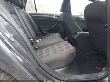 Volkswagen Golf VII 2018 Volkswagen Golf gti, 2018r., 2.0L 2.0 Benzyna 220KM, zdjęcie 9