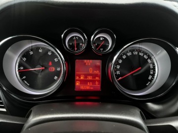 Opel Zafira C Tourer Facelifting 1.4 Turbo 140KM 2016 Opel Zafira 7-osób NAVI+2XKLIMA Kraj Bezwypadkowy, zdjęcie 37