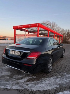 Mercedes Klasa E W213 2018 Mercedes Klasa E Hybryda 286KM 2018r Faktura VAT, zdjęcie 2